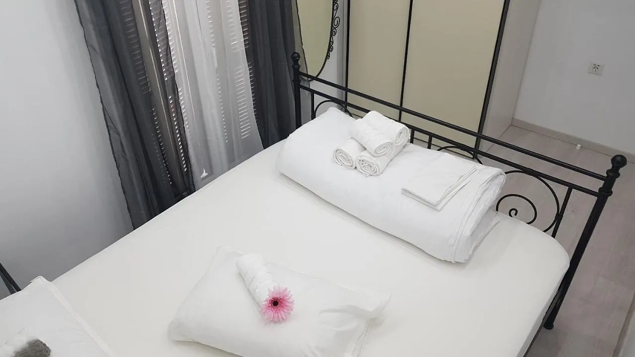Konstantinos'S Luxury Apartment Thessaloniki Greece